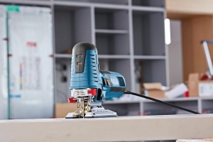 Fierastrau pendular BOSCH GST 160 CE, 800W, compact, pentru lemn - Img 4