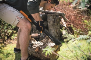 Fiskars WoodXpert XA22 Unealta pentru lemn 785 cm Maner ergonomic NegruPortocaliu - Img 8