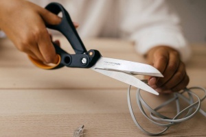 Foarfeca universala Fiskars Amplify, 24 cm, negruorange, pentru dreptaci - Img 6