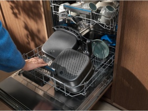 Friteuza cu aer cald Electrolux EAF5B, 5L, 1500W, neagra - Img 6