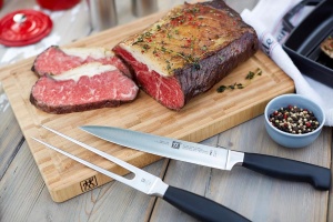 Furculita pentru carne ZWILLING Vier Sterne, 18 cm, otel inoxidabil, maner plastic - Img 2