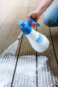GLORIA Wood & WPC Cleaner - 1 L Concentrat pentru o curatare profunda fiabila | Curatator de terasa pentru terase WPC, lemn, piatra si chit | Ideal pentru MultiBrush si pulverizatoare - Img 3