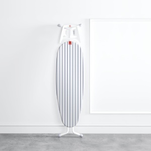Husa universala Rayen pentru masa de calcat 130x47 cm albastru cu alb strat triplu din bumbac si spuma