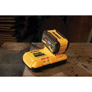 Incarcator rapid Dewalt DCB117 pentru acumulatori 18V, 12A, cu LED - Img 2