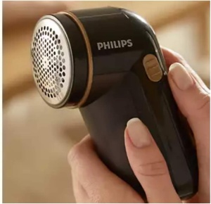 Indepartarea scame Philips pentru toate articolele de imbracaminte, indeparteaza pastilele mici, 2 setari de inaltime, functioneaza cu baterii (2 baterii Philips AA incluse), 8 x 12,3 x 5,8 cm, negru-auriu (GC026/80) - Img 3