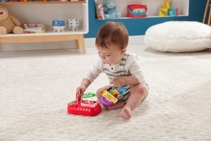 Joc educativ Fisher-Price Counting and Colors UNO - suport pentru imaginatie, design prietenos - Img 2