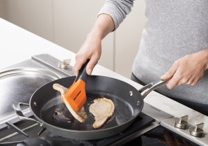 Joseph Joseph Turner Tongs - Spatula tip cleste gri inchisportocaliu design compact - Img 3