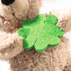 Jucarie de plus Steiff Teddybear Fynn 12cm bej, talisman de noroc, lavabila - Img 4