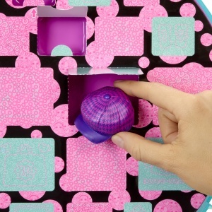 L.O.L. Surprise Eye Spy Series - Unboxing cu 3 papusi exclusive, design in forma de lacat - Img 8