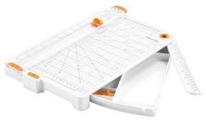 Masina de taiat hartie Fiskars SureCut, A4, 10 foi, cu suport