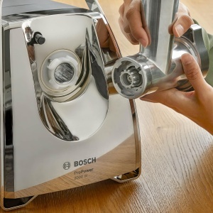 Masina de tocat carne Bosch ProPower MFW67440, 2000 W, negrusilver - Img 5