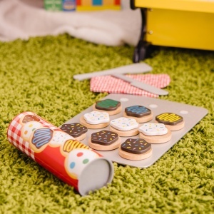 Melissa Doug Set de Biscuiti din Lemn 30 Piese pentru Copii 3 ani - Img 8