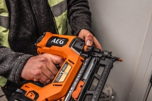 Nagler electric AEG B16BN18-0, 18V, tehnologie Brushless, 16 GA - Img 2