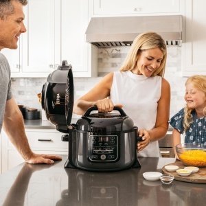 Ninja OP300EU Foodi Multicooker Oala sub presiune si friteuza cu aer Tender-Crisp Technology Multi-Cooker 1460 otel inoxidabil 6 litri negru si gri - Img 5