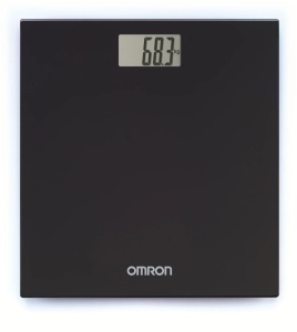 OMRON HN289 Cantar digital de baie cu afisaj LCD mare si picioare antiderapante, Cantar de corp extra plat, negru - Img 5