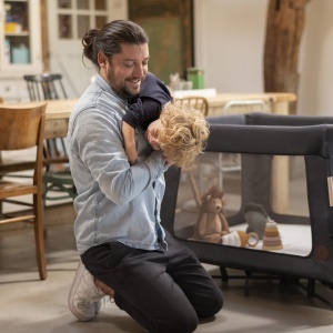 Patut de calatorie Maxi-Cosi Swift 3-in-1, 0-3.5 ani, ultraleicht, cu 2-in-1 saltea - Img 8