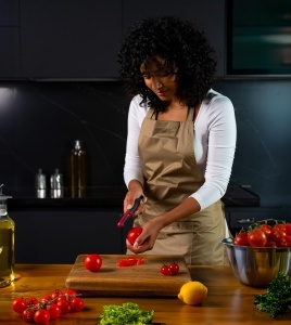Peeler Zyliss pentru Tomate si Kiwis, Klinge Ultra-Sharp, Maner din Weizenstroh - Img 10