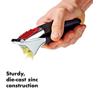 Presator de usturoi OXO Good Grips cu capacitate mare si curatare integrata - Img 3