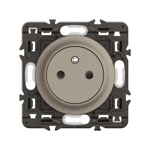 Priza electrica Legrand Celiane Titan cu protectie pentru copii si design inovativ