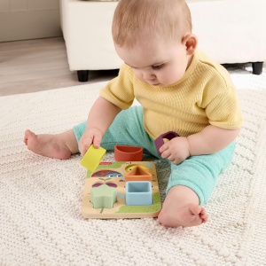Puzzle din lemn Fisher-Price cu 6 forme din silicon pentru dezvoltarea motricitatii - Img 2