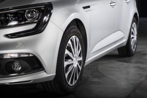 Radacape MICHELIN Box 4, 15, ABS bicolor, cu sistem de siguranta nocturna - Img 2