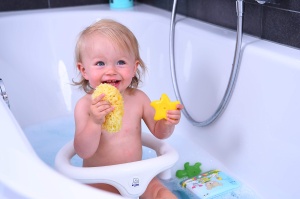 Scaun de baie pentru bebelusi Rotho Babydesign, rucsfeste, 7-16 luni, PerlsilberAlb - Img 5