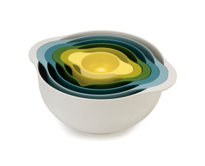 Set compact de pregatire a alimentelor Joseph Joseph Duo din 6 piese cu boluri, cani de masurare si strecuratoare, multicolor - Img 1