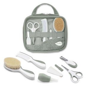 Set de ingrijire pentru bebelusi Nuvita 1146, BPA-free, culoare Sage Green, ideal pentru calatorii