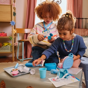 Set de joaca dentist Melissa Doug Super Smile, 26 piese, pentru copii de la 3 ani - Img 2