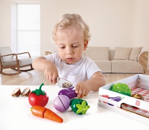 Set de Joaca Hape E3161 Legume Colorate Accesorii pentru Bucatarie Recomandat 3 - Img 3