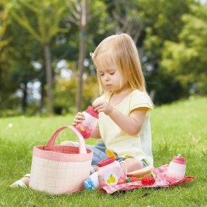 Set de Joaca Hape Picknick-Korb 12 Piese Material Textil pentru Copii 18 Luni - Img 4