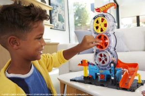 Set de Joaca Hot Wheels City Super Reifenshop, 1 Vehicul Inclus, 4-8 Ani - Img 2