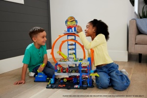 Set de Joaca Hot Wheels Mega Garage cu Masina si Helicopter, 3 Etaje - Img 2