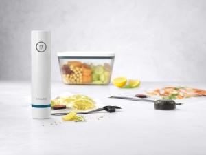 Set de vacuumare alimente ZWILLING Fresh Save, 7 piese, pompa wireless, recipiente sticla, pungi reutilizabile - Img 7
