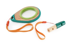 Set detectiv Hape Nature Fun Nature cu lupa si fluier din bambus si plastic vegetal, de la 3 ani