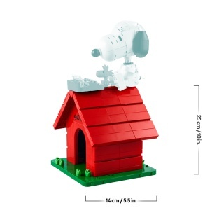 Set LEGO Ideas Peanuts Snoopys Hundehutte, 964 piese, decor retro - Img 7
