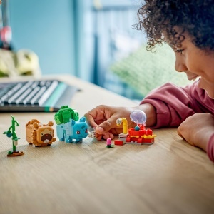 Set LEGO Pokemon SMART Play Bisasam si Bidiza, 240 piese, varsta 7 - Img 9