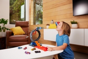 Set pista Hot Wheels Bat Loop Attack cu 1 masinuta, joc de actiune, 164 - Img 2