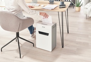 Shredder de documente Leitz IQ 6M Premium P5, 6 foi, 18L, design elegant - Img 6