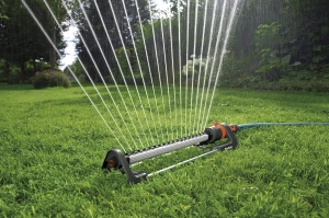 Sprinkler de gradina Gardena Viereckregner Aqua L, pentru suprafete de 120-280 m, raza 8-16 m - Img 3