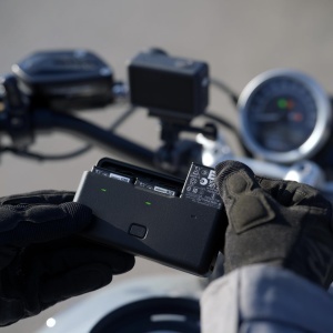 Statie de incarcare Osmo Akkuladeschale 3, pentru 3 acumulatori si 2 microSD-uri - Img 7