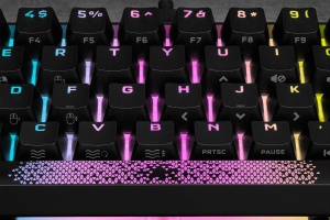 Tastatura mecanica de gaming Corsair K65 RGB Mini, 60, Cherry MX Red, Negru - Img 8