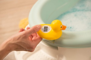 Termometru digital pentru baie Rotho Babydesign Ente, galben, 0-50 C - Img 3