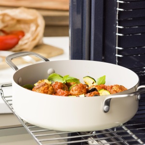 Tigaie din aluminiu KitchenAid 28 cm, cu capac din sticla, antiaderenta, crema - Img 2