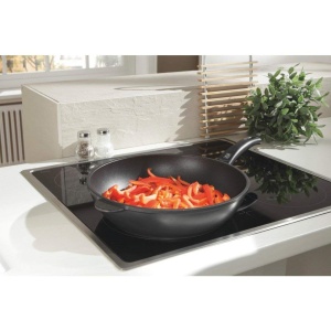Tigaie WMF Party 28 cm, acoperita cu aluminiu turnat, margine inalta, maner din plastic - Img 4