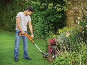 Trimmer de iarba BlackDecker ST182320, 18V 2.0Ah, 25 cm, cu acumulator si incarcator - Img 4