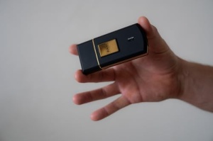 Wahl Travel Shaver Gold Edition - Aparat de ras electric fara fir si reincarcabil pentru barbati, ideal pentru calatorii, taierea parului si a barbii, compact si portabil - Img 4