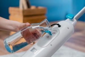 Zelmer ZST1300 - Mop cu abur, putere 1300W, gata de lucru in 20 de secunde, abur 28 g/min, recipient de apa 400 ml, tampon de curatare a covoarelor, usor si ergonomic, alb si albastru, - Img 6