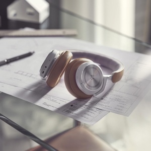 Bang Olufsen Beoplay HX - Casti over-ear wireless Bluetooth premium cu anulare activa a zgomotului 6 microfoane durata de viata a bateriei de pana la  - Img 7