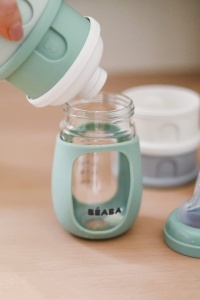 BEABA, cutii de dozare lapte praf stivuibile, 100% etanse, 4 compartimente, capacitate mare, pot fi folosite si ca cutii de gustari, bumbac alb/verde salvie - Img 6
